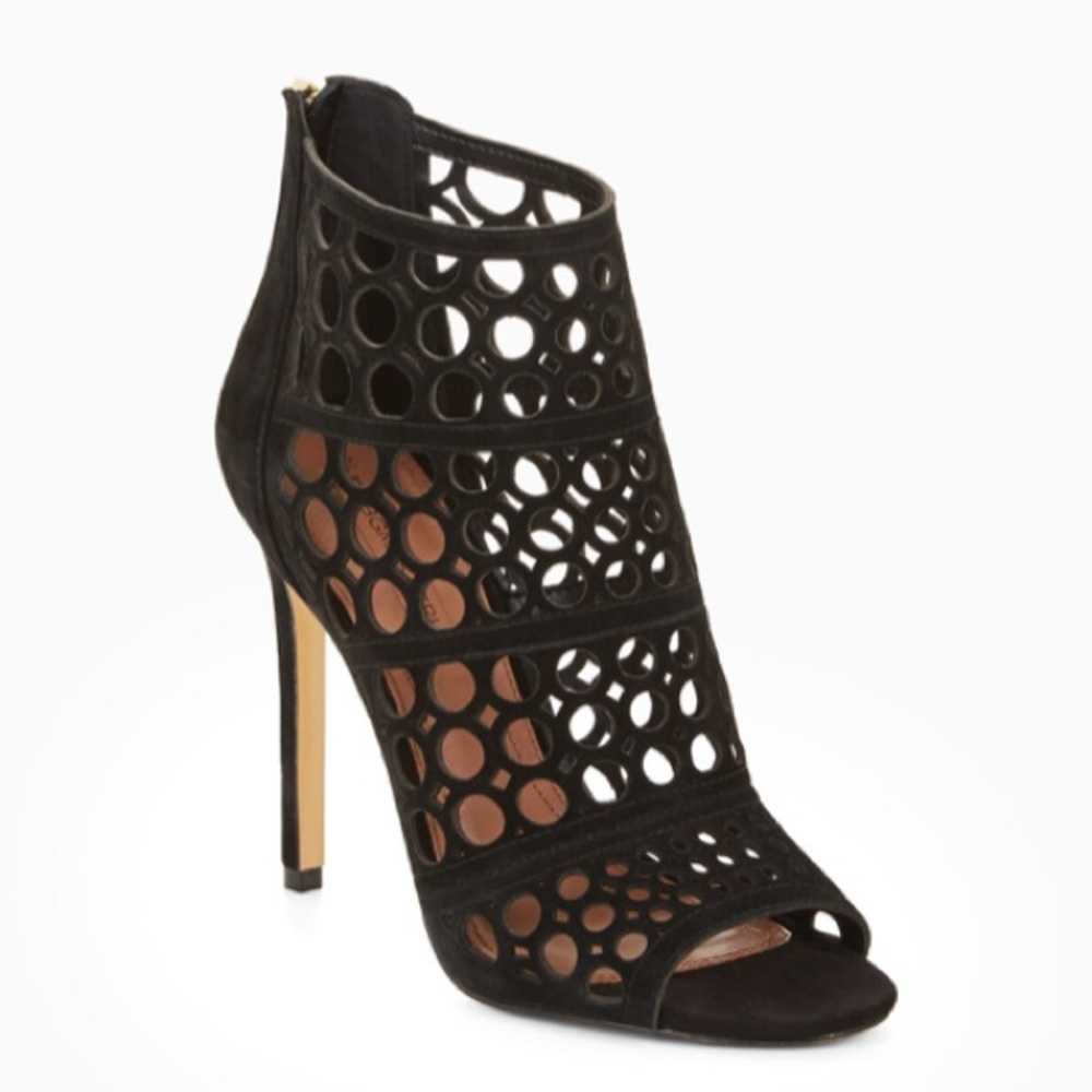BCBG leather heels